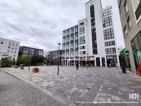 au coeur du nouveau centre ville ! quartier des silos ! secteur recherche ! boxable ! en s