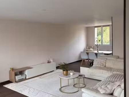 a louer maison 3/4 chambres 125 m2  1350 /mois hc