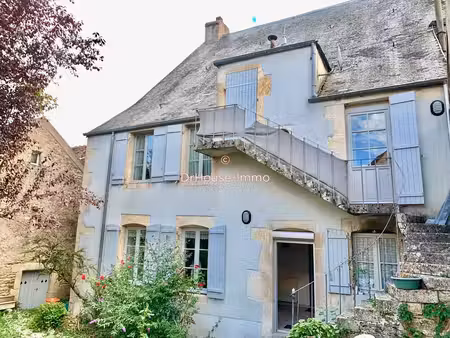 maison de village rénovée  jardin  garage.