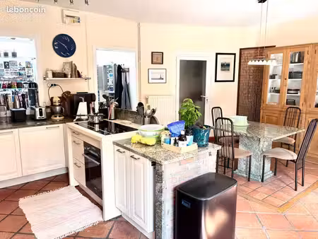 maison atypique pleine de charme