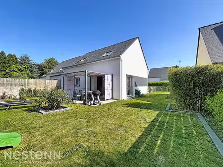 mellac - maison 85m²  3 chambres  garage  376m² de terrain.