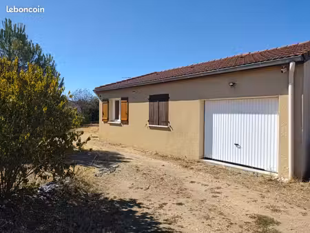 maison de plain pied 100m2 clim et piscine