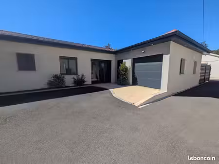 villa 4 pièces 110 m²