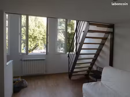 t2 meublé  34m2  duplex  face au parc du vernay