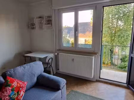 studio meublé avec balcon et parking