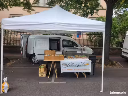 fond de commerce poissonnerie  voiture  vitrine  emplacement marché et matériel de product