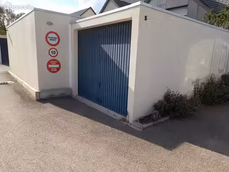 garage à louer
