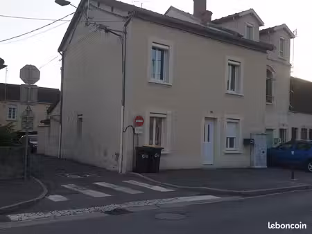 maison a louer - paray le monial