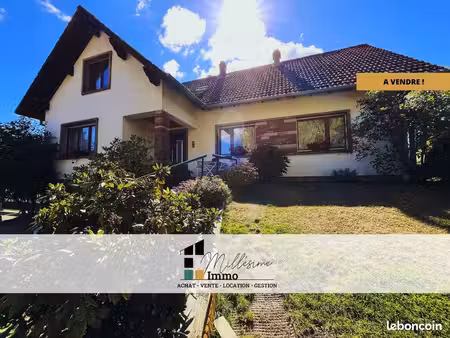 propriété 8 pièces 198 m²