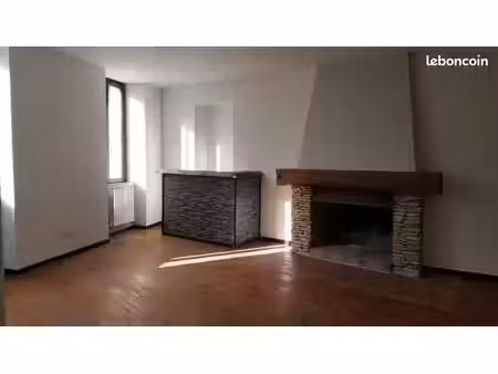 appartement t4 balcon et parking