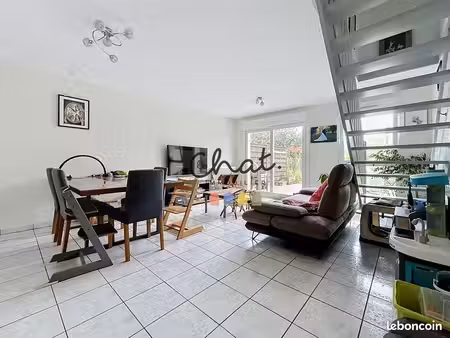 maison 4 pièces 92 m²