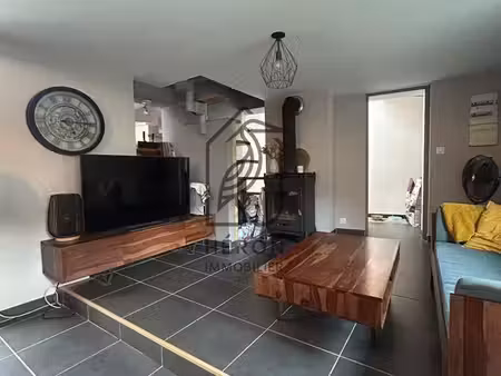 maison 3 pièces 74 m²