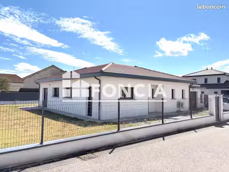 maison 5 pièces 116.02m² à louer 1375 - le grand lemps 38690