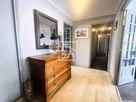 appartement 5 pièces 109 m²