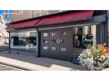 coeur de ville - immeuble avec beau local commercial