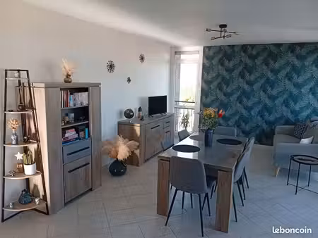 appartement t3 de 65 m2 avec balcon