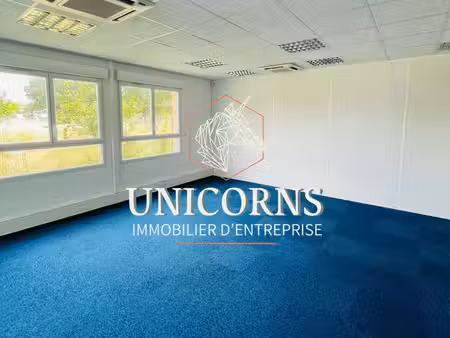 bureaux 254 m²