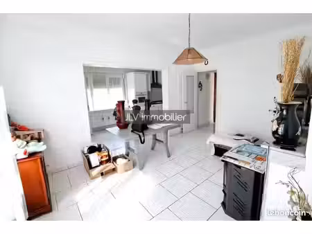 maison 6 pièces 147 m²