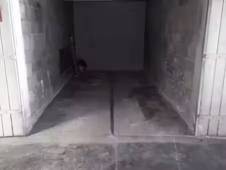 garage box sécurisé cote pavée 12m2