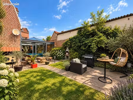 maison 5 pièces 240 m²