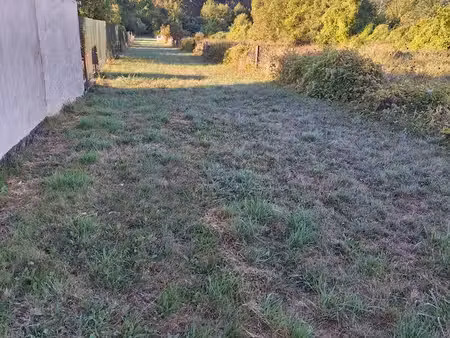 terrain de jardinage à vendre