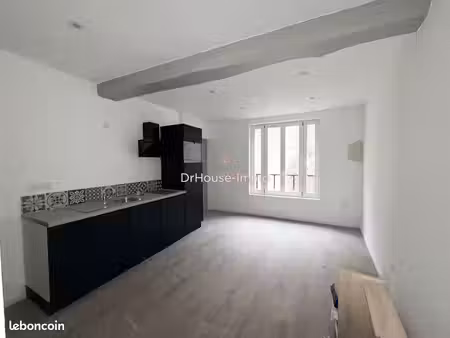 studio 1 pièce 22 m²