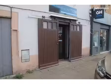 location local commercial à charnay les macon