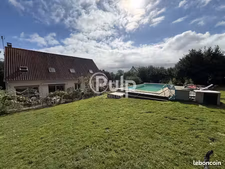 maison 8 pièces 208 m²