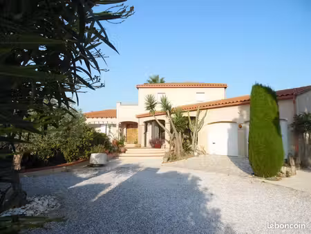 villa dans cadre naturel privilige