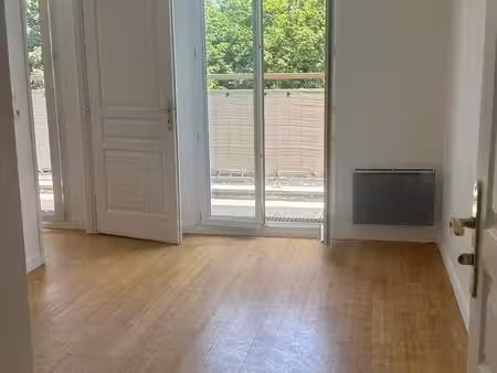 deux pièces sans vis-à-vis avec balcon