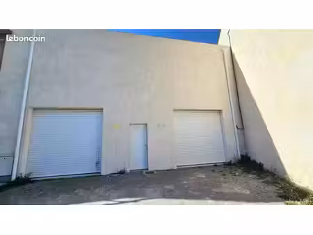 local commercial 250 m²