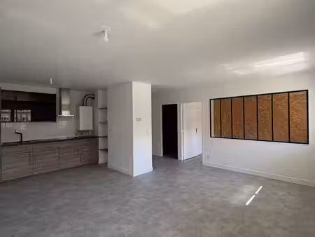 appartement 49 m2 - hyper centre avec parking