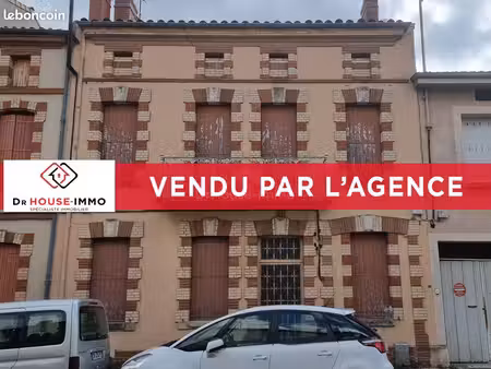 maison 8 pièces 240 m²