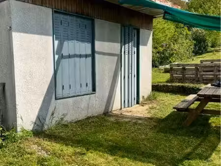 terrain de loisirs avec maisonnette cadastrée