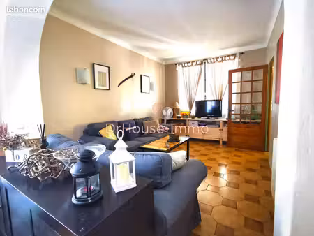 maison 6 pièces 153 m²