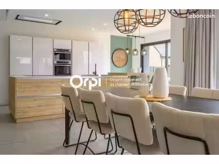 maison 5 pièces 170 m²