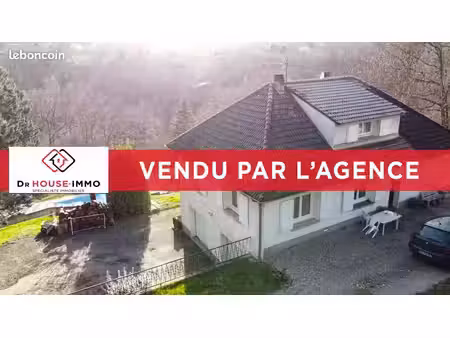villa 6 pièces 180 m²
