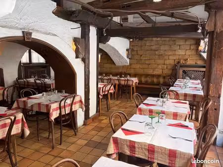 restaurant