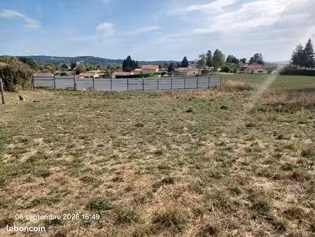 terrain constructible 1111 m² sainte sigolène