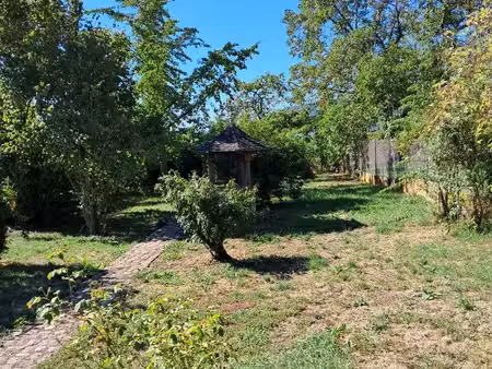 maison 6 pièces – trois niveaux – 158 m² – 3 chambres – balcon – terrasse – jardin – garag