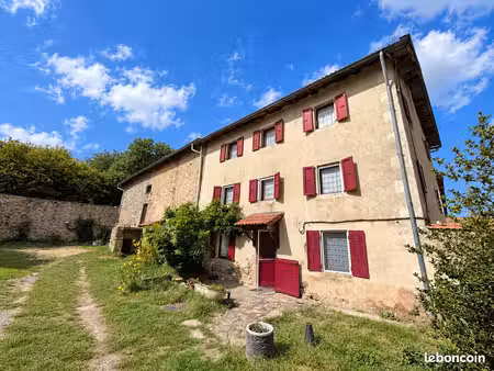 maison 6 pièces 175 m²
