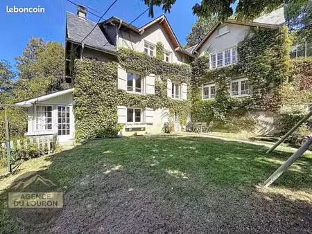 propriété 9 pièces 218 m²