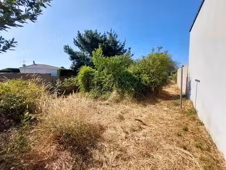 terrain constructible neuf à vendre