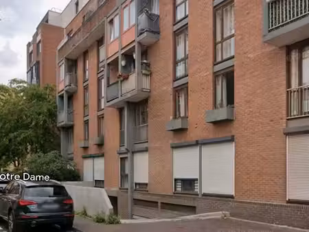 parking sécurisé  box à clé - hyper centre roubaix