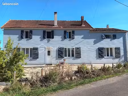 maison de village 6 pièces 163 m²