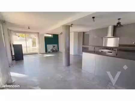 maison 6 pièces 171 m²
