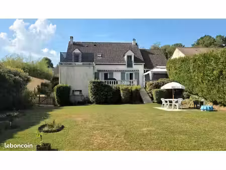 maison 128m2 environ 800m2 de terrajn