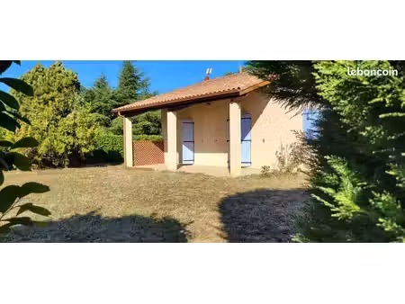 maison plain pieds 4 pièces sur terrain de 950 m²