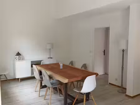 appartement 3 pièces 80m²