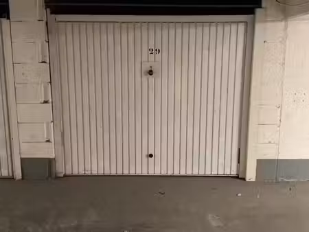 garage/box 14 m² croix
